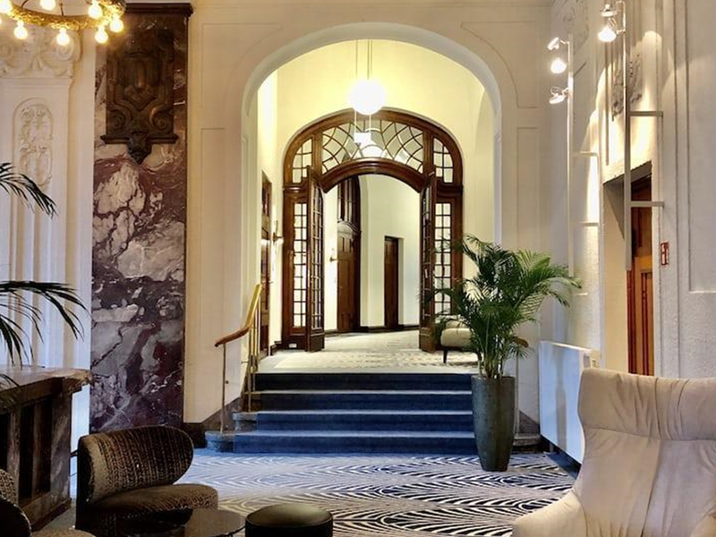 Hallway with beautiful pattered carpet